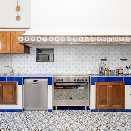 Carolina Private Heated Pool And Sea View Сорренто