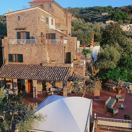 Carolina Villa Sorrento