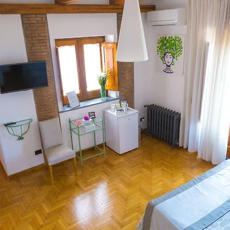 Carolina Private Heated Pool And Sea View * Сорренто