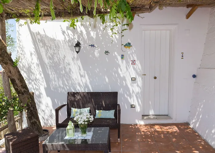 Villa Carolina Private Heated Pool And Sea View