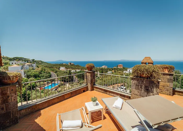 Carolina Private Heated Pool And Sea View Villa Sorrento