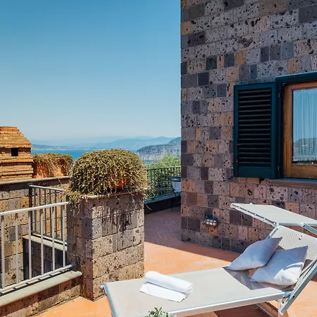 Carolina Private Heated Pool And Sea View * 索伦托