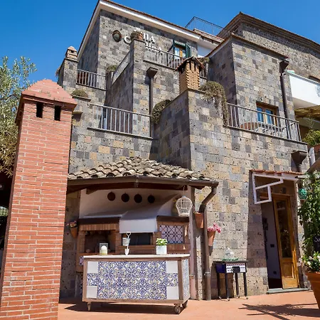 Carolina Private Heated Pool And Sea View * 索伦托